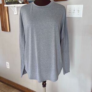 Universal Standard dolman shirt women’s size XS or 10/12 gray minimalist neutral